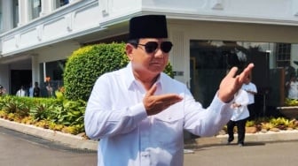 Ambisi Prabowo Muluskan Program Makan Bergizi Gratis, Gali Utang Hingga 50% dari PDB