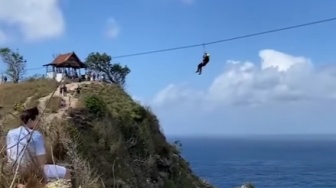 Pacu Adrenalin, Wahana Baru Di Diamond Beach ini Bikin Merinding