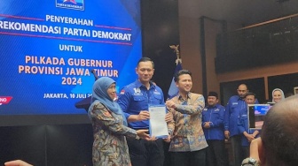 Demokrat Resmi Dukung Khofifah-Emil Dardak di Pilkada Jatim, AHY: Pasangan Ideal dan Berpengalaman