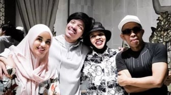 Peluk Aurel Hermansyah Tapi Tolak Salami Aaliyah Massaid, Ini Alasan Bijak Anofial Asmid