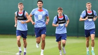 Situasi Darurat Selamatkan Posisi Elkan Baggott di Ipswich Town! Debut di Liga Inggris Kian Dekat