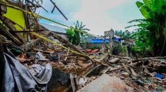 Duarr! Rumah Nelayan Di Pandeglang Hancur Akibat Ledakan, Inafis Turun Tangan