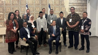 Belum Dipecat, Fatayat NU Beri Sanksi Dua Anggota yang Temui Presiden Israel