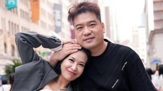 10 Potret Romantis Mami Louisse dan Suami, Streamer Sukses di Shopee Live ini Bikin Iri!