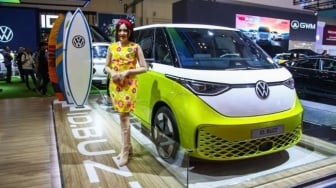 Volkswagen ID. Buzz, Penerus VW Kombi Legendaris, Kini Tampil dalam Versi Elektrik di GIIAS 2024