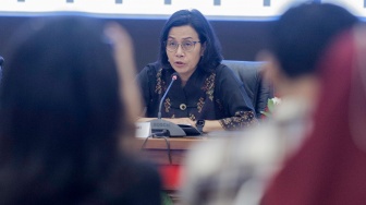 Sri Mulyani Bicara Maraknya PHK di Sektor Manufaktur