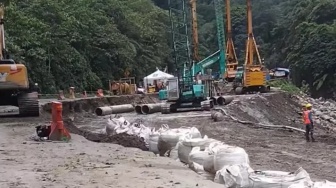 Lembah Anai Macet Parah! Pengaspalan Jalan Hingga 15 Oktober, Hindari Lewat