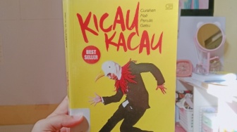 Ulasan Buku Kicau Kacau Karya Indra Herlambang: Cuitan Random tapi 'Berdaging'