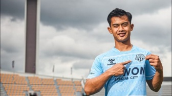 Mejeng di Akun Suwon FC, Foto Pratama Arhan Suami Azizah Salsha Tuai Kritik Menohok