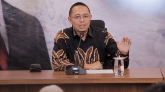 OPM Ancam Mau Bakar Sekolah Penerima MBG, Istana: Akan Berhadapan dengan TNI/Polri