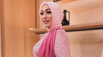 Tak Disungkemi Aaliyah Massaid saat Siraman, Angelina Sondakh Justru Dibuat Takjub