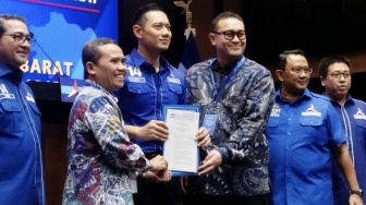 Tak Cuma Marshel Widianto, Demokrat Juga Usung Gilang Dirga di Pilkada Bandung Barat