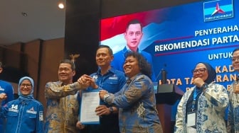 Resmi! Partai Demokrat Usung Riza-Marshel di Pilwalkot Tangerang Selatan 2024