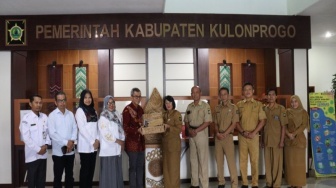 KPU Kulon Progo Serahkan Berkas Pelantikan Caleg kepada Bupati