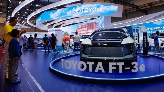 Berkunjung ke Pameran Otomotif GIIAS 2024