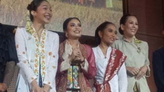 Pede Pakai Busana Nasional, Ini Tips Padu Padan Kebaya Kasual