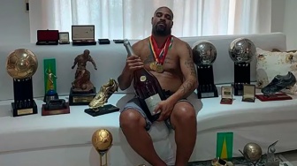 Kisah Adriano Sang Kaisar: Dianggap Dibunuh Gangster hingga Hilang di Piala Dunia 2022