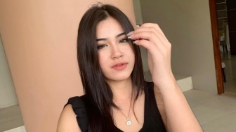 Hampir Setahun Tak Muncul, Rinoa Aurora Healing Lewat Diving