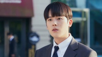 Akting Lee Jung Ha dalam The Auditors Dianggap Lebih Buruk daripada Cameo?