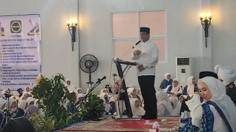 Sebut Majelis Taklim Bisa Bebas PBB, Anies ke Ibu-ibu Pengajian: Harusnya Negara Terima Kasih, Bukan Pungut Pajak