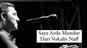 Dapat Petunjuk Saat Ibadah Haji, Arda Putuskan Mundur dari Band Naff