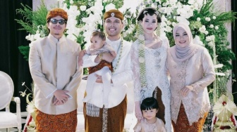 Perbedaan Mencolok Bulan Madu Atta-Aurel dan Thariq-Aaliyah, Ada yang Malah Bawa Tim