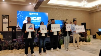 Kolaborasi Luncurkan Series Terbaru Perangkat Interactive Flat Panel