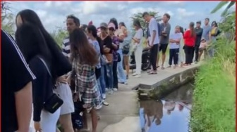 Tempat Ngopi di Tabanan Viral, Kini Digeruduk Banyak Orang Hingga Antrean Mengular