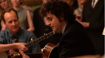 Bertajuk A Complete Unknown, Film Biopik dari Bob Dylan Siap Rilis Desember