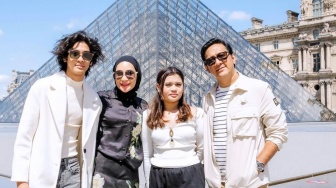 Potret Liburan Andre Taulany dan Istri di Paris yang Harmonis, Kini Pernikahan di Ujung Tanduk