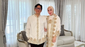 Disebut Arogan, Erin Istri Andre Taulany Ogah Sapa Ayu Ting Ting Cs saat Rumahnya Disidak?