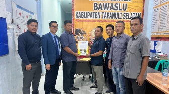 Anggota DPRD Laporkan Bupati Tapsel Dolly Pasaribu ke Bawaslu