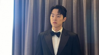 Kim Dong Hwi Berangkat Wajib Militer Akhir Bulan Depan