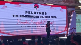 Ganjar, Pramono Anung hingga Bambang Pacul Beri Pelatihan Tim Pilkada, Adian ke Kader-kader PDIP: Jangan Disia-siakan!