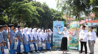 Gelar Sosialisasi Kebersihan di SMA 16 Banda Aceh, AMANAH Libatkan Pelajar Kelola Sampah