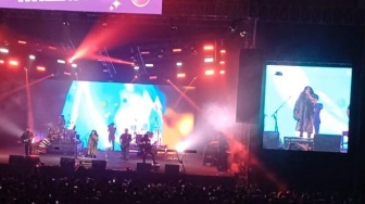 Pecah! Vierratale dan Killing Me Inside Bawakan Lagu "Drown" Milik BMTH di The Sounds Project 2024