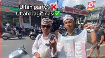 Tak Pilih Party, Bli di Bali Ini Rayakan Ultah Dengan Bagi-bagi Nasi Gratis