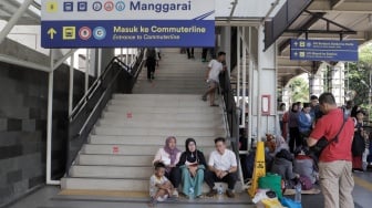 Stasiun Manggarai Jadi Tempat Pengungsian Sementara Korban Kebakaran