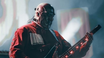 Penampakan Topeng Baru Basis Slipknot, Terinspirasi Patung Kuno Italia