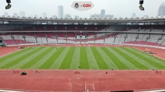 Breaking News! Ini Cara PPKGBK Jaga Rumput Stadion GBK Selama Misa Agung, Thom Haye Dijamin Bisa Selebrasi Knee Slide?