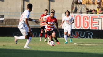 Kebobolan 14 Gol dalam 7 Laga, Ada Apa dengan Lini Belakang Madura United?