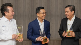 Konsisten Terapkan Prinsip Berkelanjutan, BTN Borong Penghargaan ESG Initiatives Award 2024