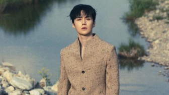 Intip Gaya OOTD ala Kim Seon Ho, Bikin Look Outfitmu Terlihat Menawan!