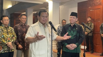 Defisit RAPBN Era Prabowo Subianto Bikin Pasar Modal Kolaps? Ini Kata Pengamat