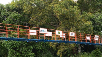 Hadirkan Jembatan Gantung, BRI Peduli Buka Akes Ekonomi Warga Desa Lubuk Dalam