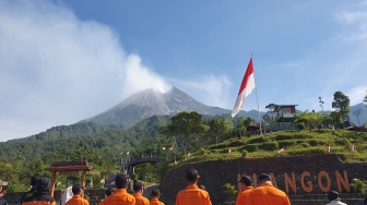 Upacara Bendera Sakral di Bukit Klangon, Mengenang Sejarah Pertempuran di Lereng Merapi