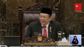 Bamsoet Bacakan Pantun di Sidang Tahunan: Kotak Kosong Jangan Buat Kita Terbelah