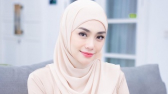 Dikabarkan Jadi Mualaf, Celine Evangelista Nyaman saat Mengenakan Hijab