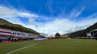 Suasana jalannya upacara bendera perayaan HUT ke-79 RI yang digelar PT Freeport Indonesia di Tembagapura, Papua Tengah, Sabtu (17/8/2024). [Suara.com/Suwarjono]