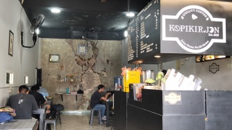 Ingin Membuka Warung Kopi Rumahan? Ini yang Wajib Disiapkan